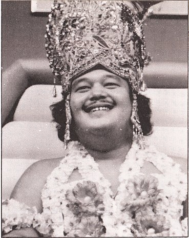 Prem Rawat (Maharaji) Dressed As Krishna at Hans Jayanti 1979