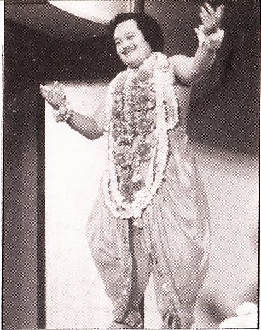 Prem Rawat (Maharaji) Dancing Dressed As Krishna at Hans Jayanti 1979