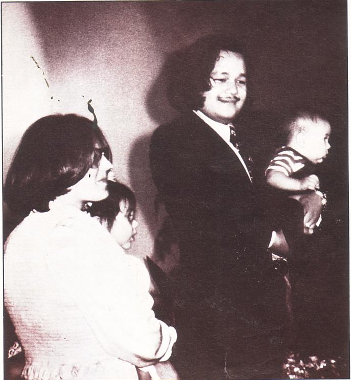 Prem Rawat (Maharaji) With Wife Durga Ji And Daughter