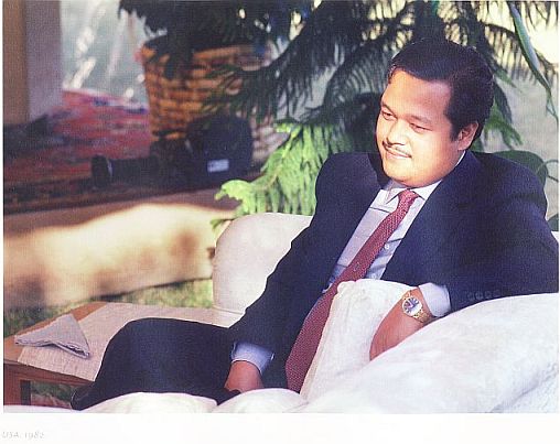 Click Here to see Prem Rawat's speech of July 31 1982 Maharaji Picture Book