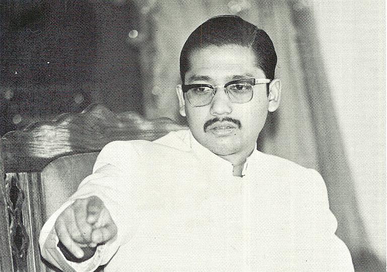 Prem Rawat's Divine Eldest Brother, Bal Bhagwan Ji – Divine Light magazine Guru Puja Special 1973