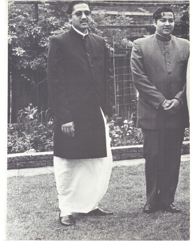 Prem Rawat aka Guru Maharaj Ji and His Holy Family – Divine Light magazine Guru Puja Special 1973