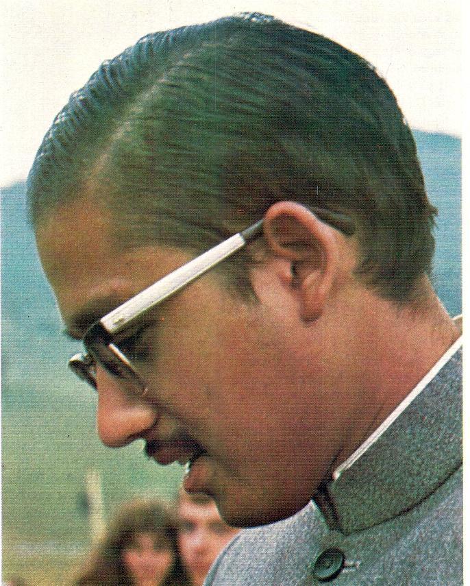 Prem Rawat's Divine Eldest Brother, Bal Bhagwan Ji – Divine Light magazine Guru Puja Special 1973