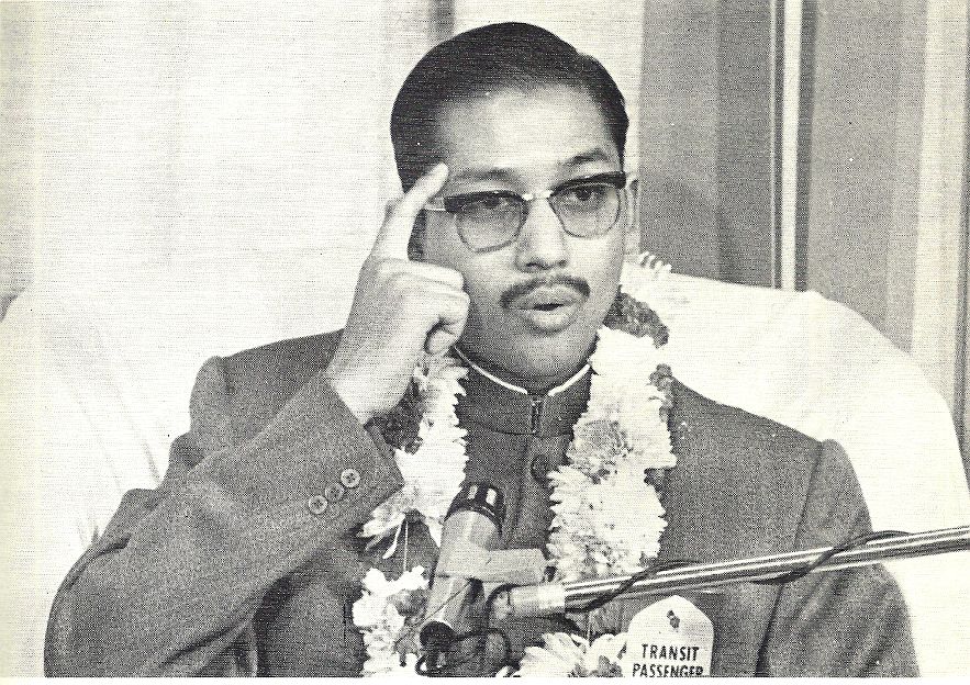 Prem Rawat's eldest brother Bal Bhagwan Ji in 1972