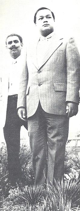 Prem Rawat aka Guru Maharaj Ji with bodyguard in 1972