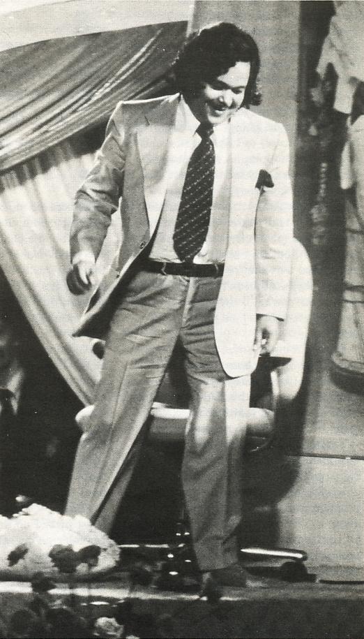 Prem Rawat (Maharaji) On Stage Rome 1977