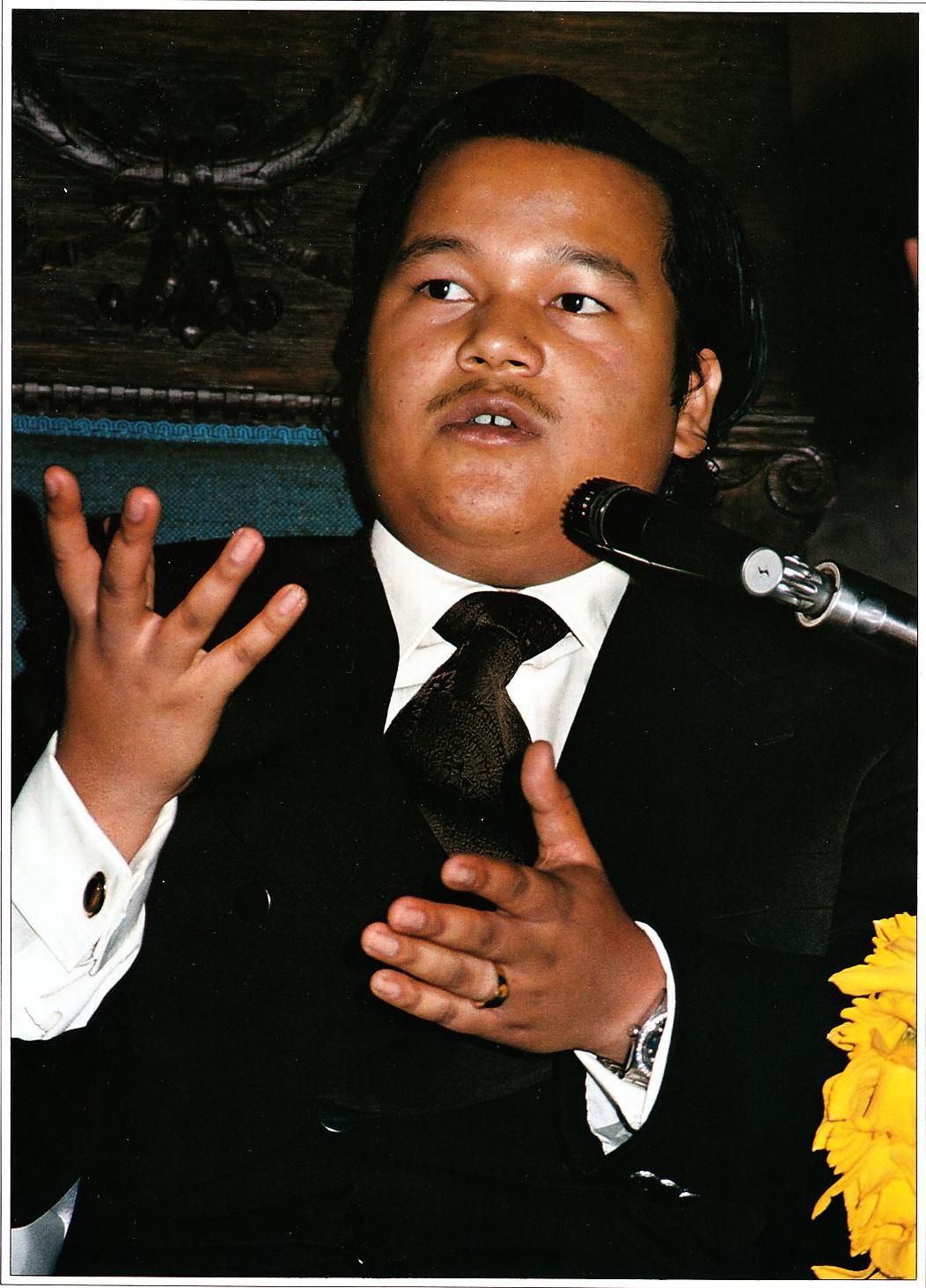 Prem Rawat aka Maharaji in 1974 When He Was The Lord of the Universe