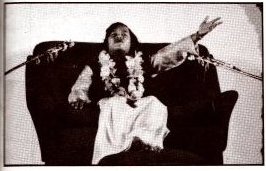 Prem Rawat Aka Maharaji At The Pacific Guru Puja (Guru Worship) in 1975
