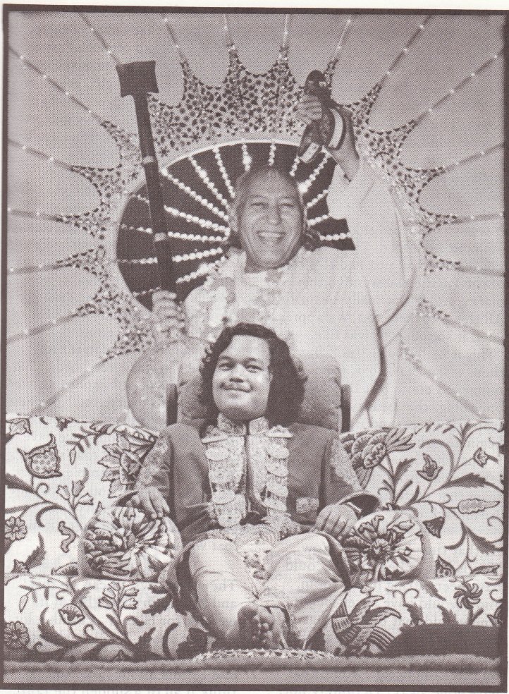 Prem Rawat dressed as the God Krishna, Hans Jayanti festival, Orlando in 1975
