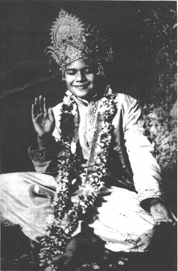 The Young Satguru Maharaji (Prem Rawat) Dressed as Krishna Mudra