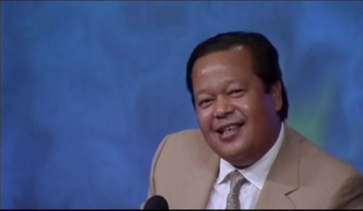 Maharaji Alexandria 2001