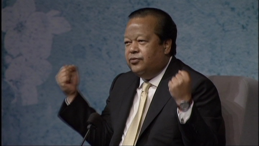 Maharaji Flexes His Muscles