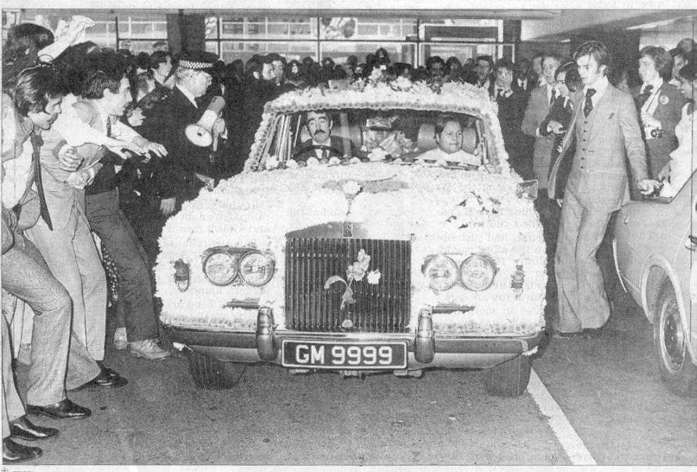 Prem Rawat aka Guru Maharaj Ji in Rolls Royce