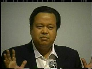 Prem Rawat Extolling Begging To Him