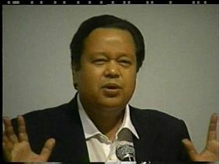 Prem Rawat Extolling Begging To Him