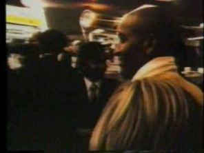 Prem Rawat arrives in England