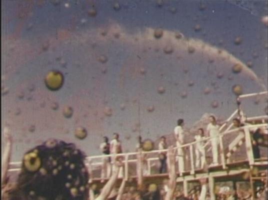 Click to See Larger Image of Prem Rawat (Maharaji) Showering His Devotees With Coloured Water From Giant Water Pistol Prem Rawat Inspirational Speaker Showering His Devotees With Coloured Water From Giant Water Pistol