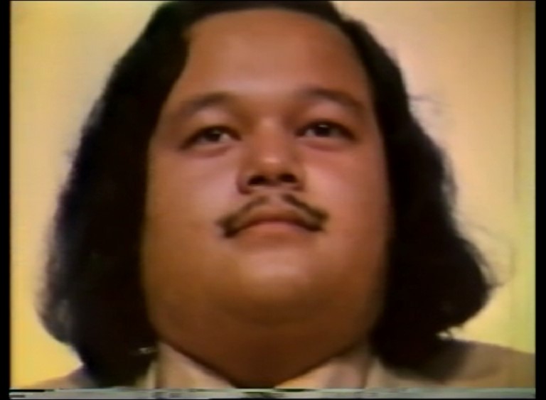 Puja to Prem Rawat with Arti 1977