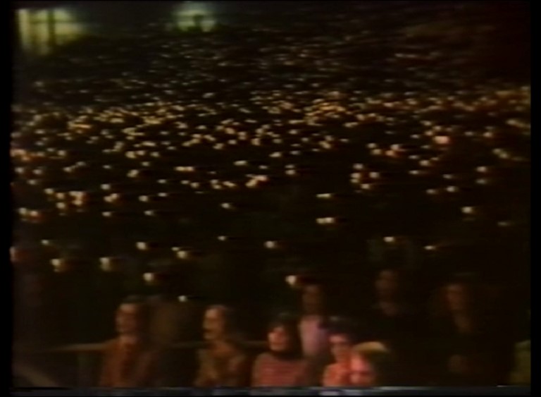 Puja to Prem Rawat with Arti 1977