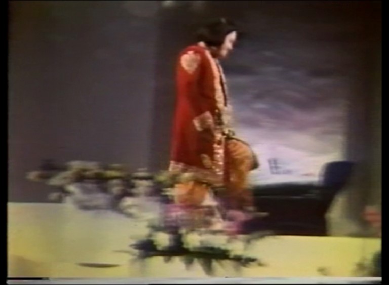 Puja to Prem Rawat with Arti 1977
