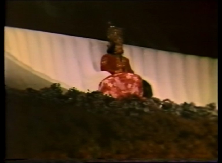 Puja to Prem Rawat with Arti 1977