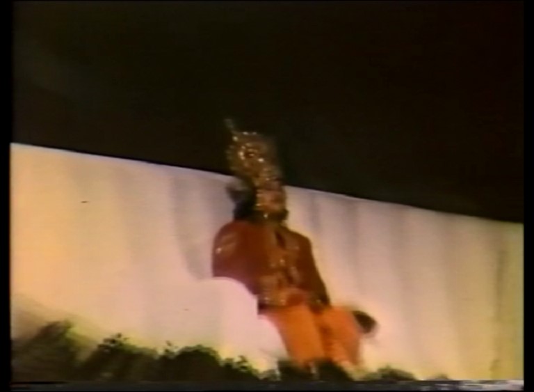 Puja to Prem Rawat with Arti 1977