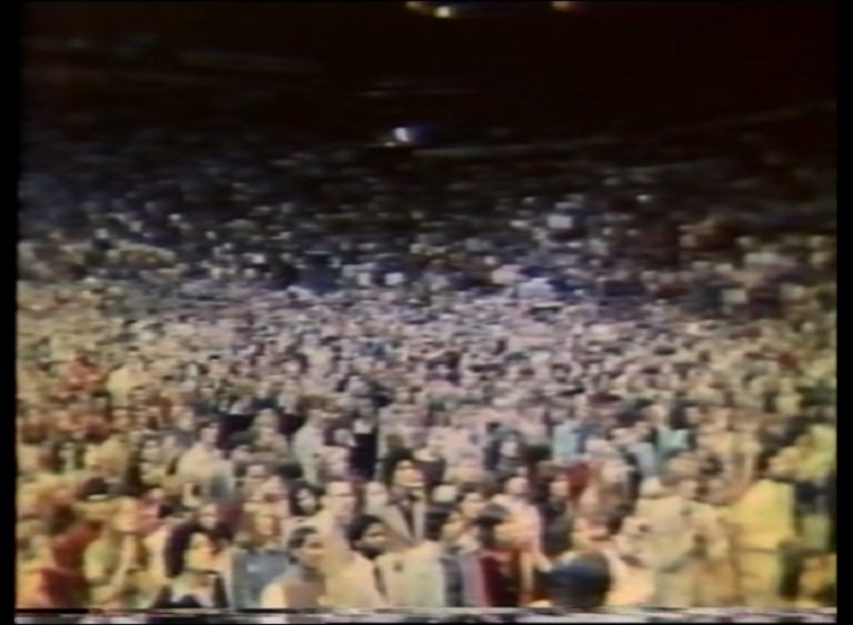 Puja to Prem Rawat with Arti 1977