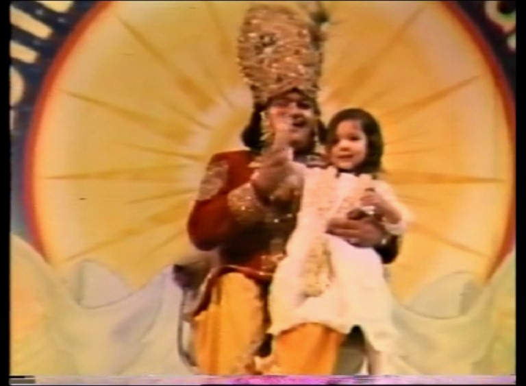 Puja to Prem Rawat with Arti 1977