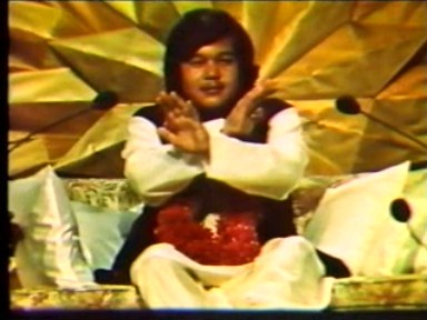Prem Rawat, Guru Puja, 1975