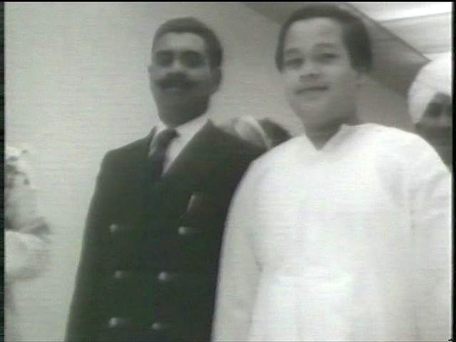 Guru Maharaj Ji aka Prem Rawat early 1970's Guru Maharaj Ji aka Prem Rawat early 1970's
