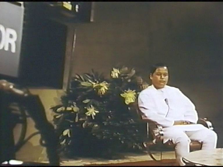 Guru Maharaj Ji aka Prem Rawat early 1970's Guru Maharaj Ji aka Prem Rawat early 1970's