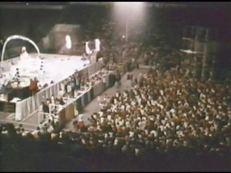 Guru Maharaj Ji aka Prem Rawat early 1970's Guru Maharaj Ji aka Prem Rawat early 1970's