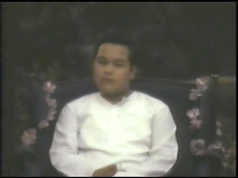Guru Maharaj Ji aka Prem Rawat early 1970's Guru Maharaj Ji aka Prem Rawat early 1970's