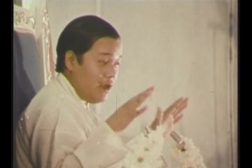 Prem Rawat On Stage At Guru Puja 1973 in London